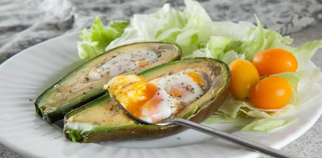 10 рецептов: что приготовить из авокадо вкусно и быстро