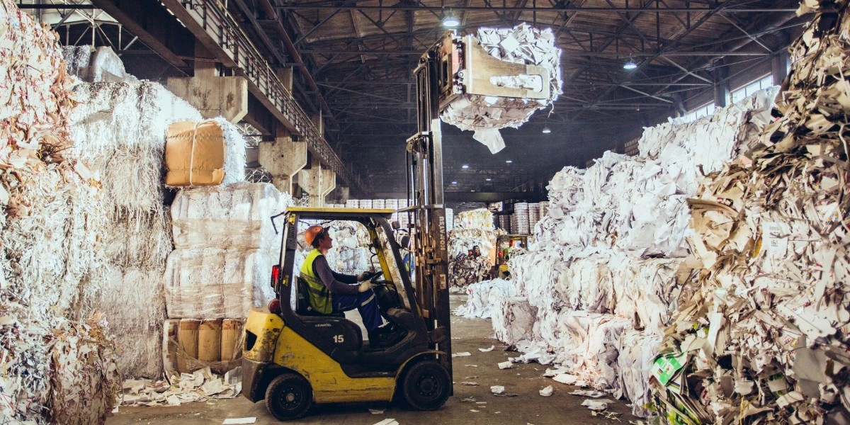 Туалетная бумага из&nbsp;макулатуры: экскурсия на&nbsp;экологичное производство