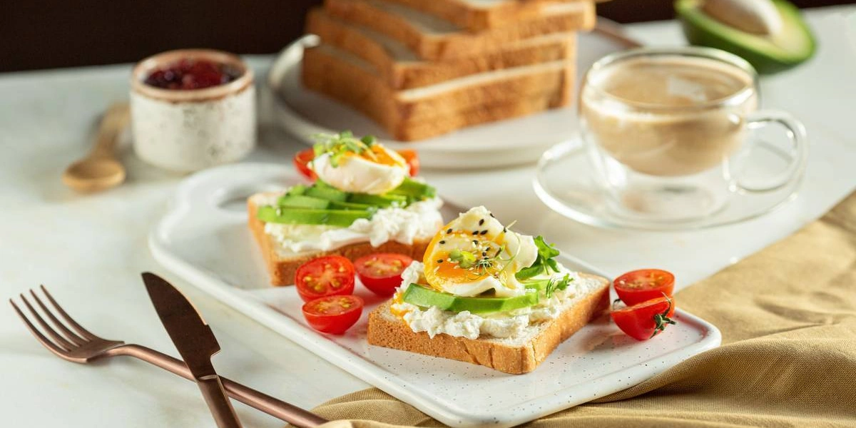 15 идей для&nbsp;тостов: завтрак на&nbsp;каждый день