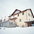 Этот дом на фабрике служит офисом и местом для отдыха