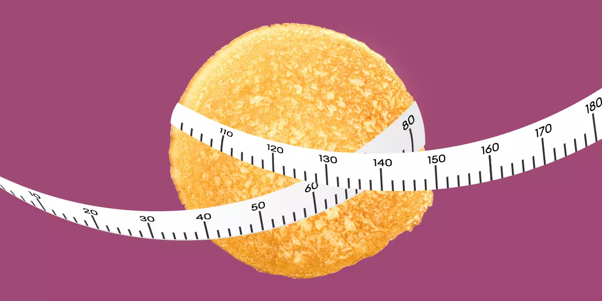 Выяснили, сколько калорий в блинах и какие полезнее