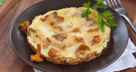 Омлет с лисичками
