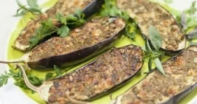 Баклажаны, запеченные с сыром