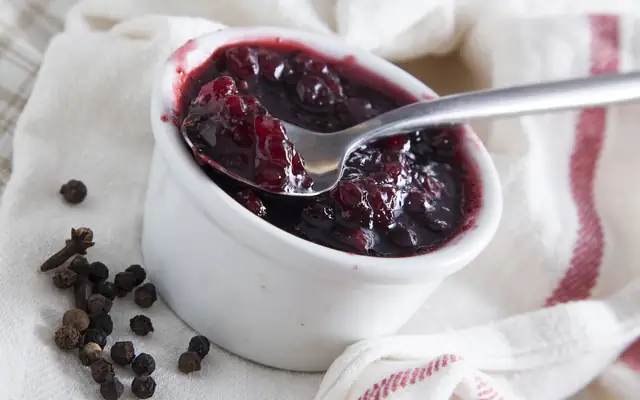 Брусничный соус к&nbsp;мясу