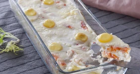 Жульен из краба с перепелиными яйцами