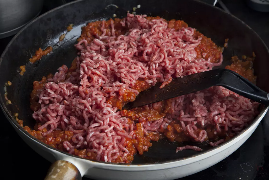 Фаршированные баклажаны с говядиной и булгуром — процесс приготовления, фото 5 Фаршированные баклажаны с говядиной и булгуром — процесс приготовления, фото 5