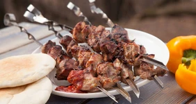 Классический шашлык из свиной шейки