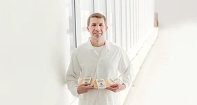 «Ем 10 запеканок в неделю»: съездили на производство с покупателями