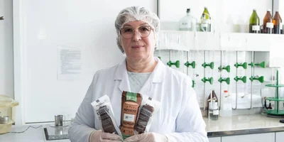 Ольга отвечает за челябинское мороженое с момента открытия цеха