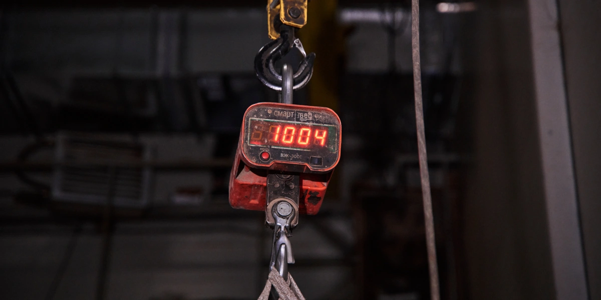 Картофель взвешивают на&nbsp;весах, которые выдерживают больше двух тонн