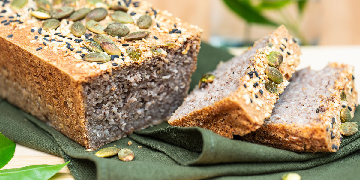 Хлеб из зелёной гречки — рецепт от ВкусВилл