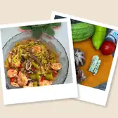 Паста из&nbsp;кабачка с&nbsp;морепродуктами в&nbsp;сырном соусе
