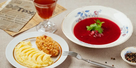 Первое, второе и&nbsp;компот: как сложилась формула обеда и&nbsp;что говорит нутрициолог