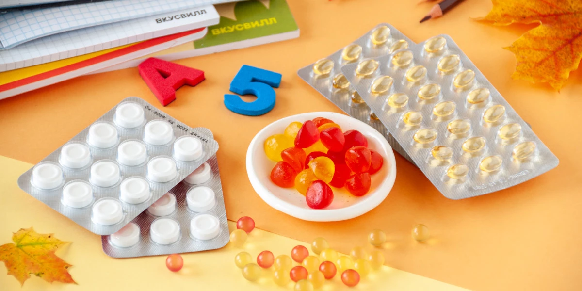 Витамины и БАДы для школьников: 7 вопросов педиатру