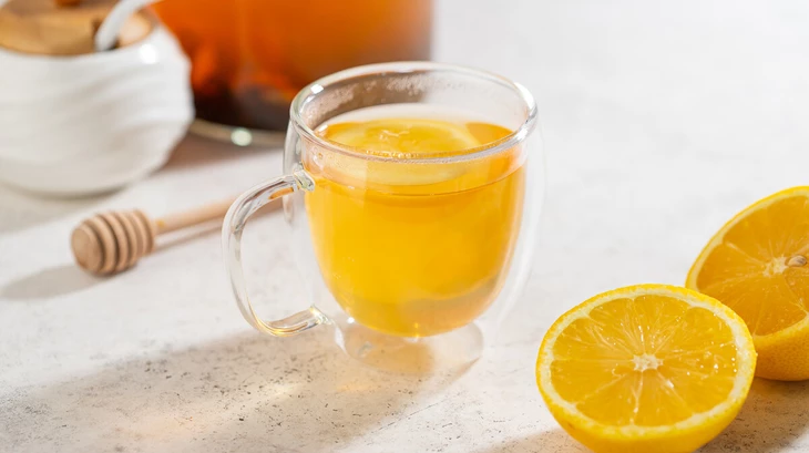 Чай с лимоном, имбирём и мёдом