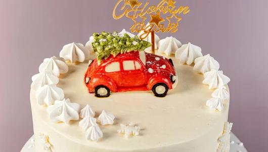 Торт «Новогодний с машинкой»