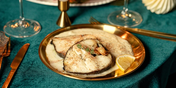 Лена, мы всех опросили: готовим новогодний стол, меню для которого выбрали вы