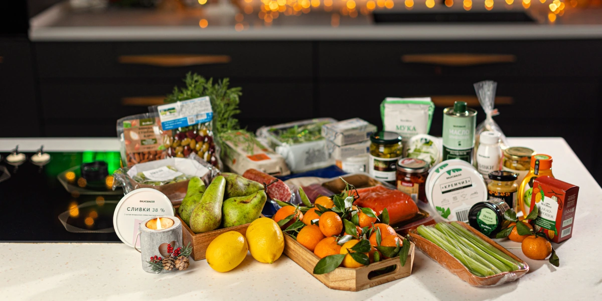 Лена, мы всех опросили: готовим новогодний стол, меню для которого выбрали вы