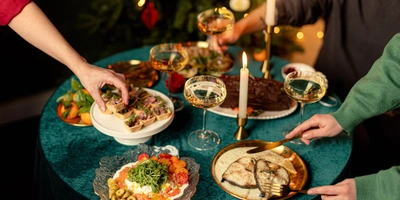 Лена, мы всех опросили: готовим новогодний стол, меню для которого выбрали вы