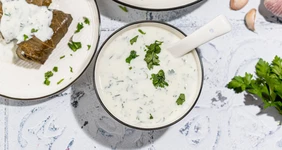 Соус из мацони к долме