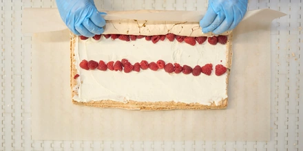 Любовь, джем и&nbsp;роботы: вся правда о&nbsp;меренговом рулете с&nbsp;малиной