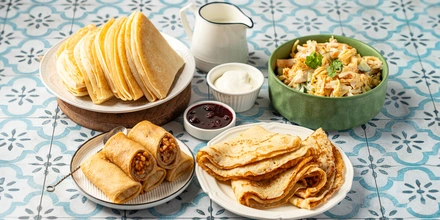 12 рецептов блинов — на кефире, рисовые и даже в духовке