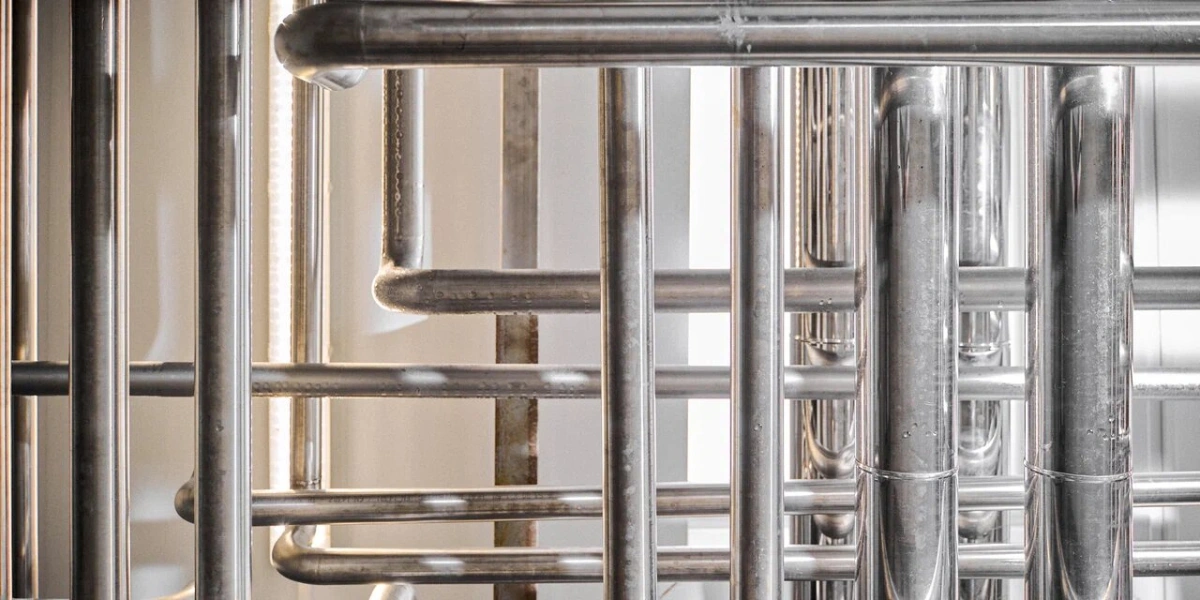 Роботизированные наследники Верещагина: где производят безлактозное масло и моцареллу