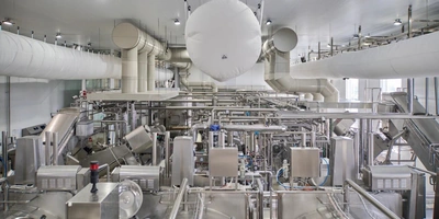 Роботизированные наследники Верещагина: где производят безлактозное масло и моцареллу