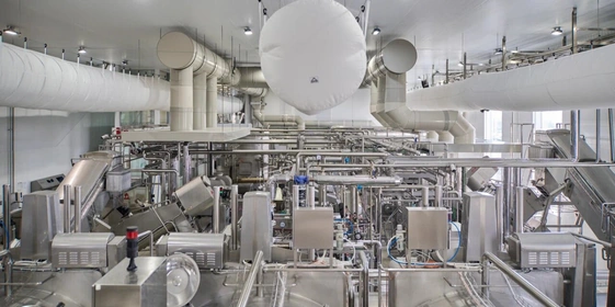 Роботизированные наследники Верещагина: где производят безлактозное масло и моцареллу