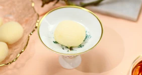 Японские моти со сливочным кремом с кусочками манго