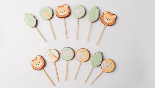 Пряники имбирные с индивидуальным дизайном «Зверята в джунглях», 12 шт