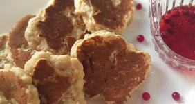 Яблочные оладьи с корицей