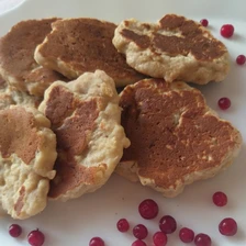 Яблочные оладьи с корицей