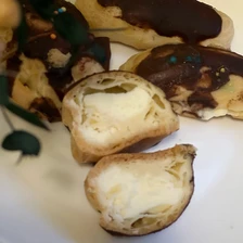 Заварные пирожные с сливочным кремом