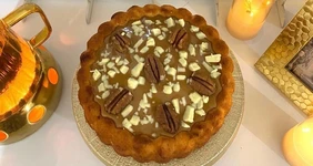 Лимонный пирог с карамелью