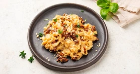 Домашняя паста с вялеными томатами