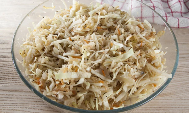 Свиная рулька в пиве с капустой, шаг 5/7