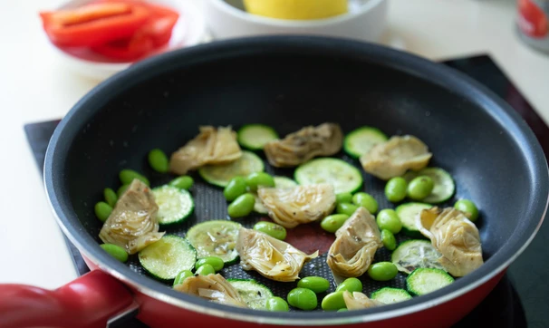 Паэлья овощная с артишоками и эдамаме, шаг 4/5