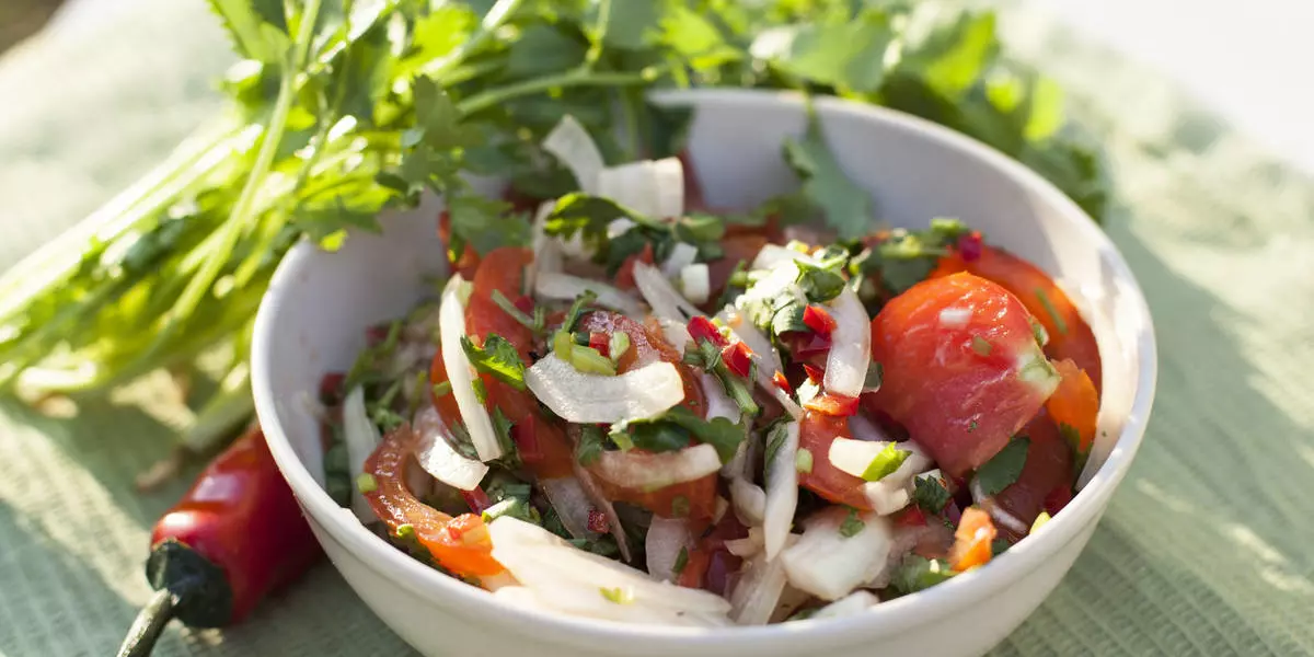Ачичук: свежий салат к шашлыкам