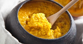 Пшенная каша с тыквой в горшочке